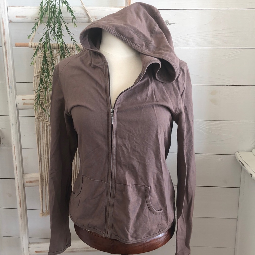 🌿Lulu B size Medium zip front hoodie.